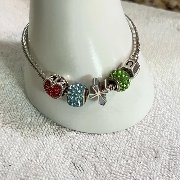 Chamilia bracelet - Picture 10 of 16